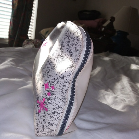 Women's Makeup Case Benefit Cosmetics /Pink - Picture 4 of 5